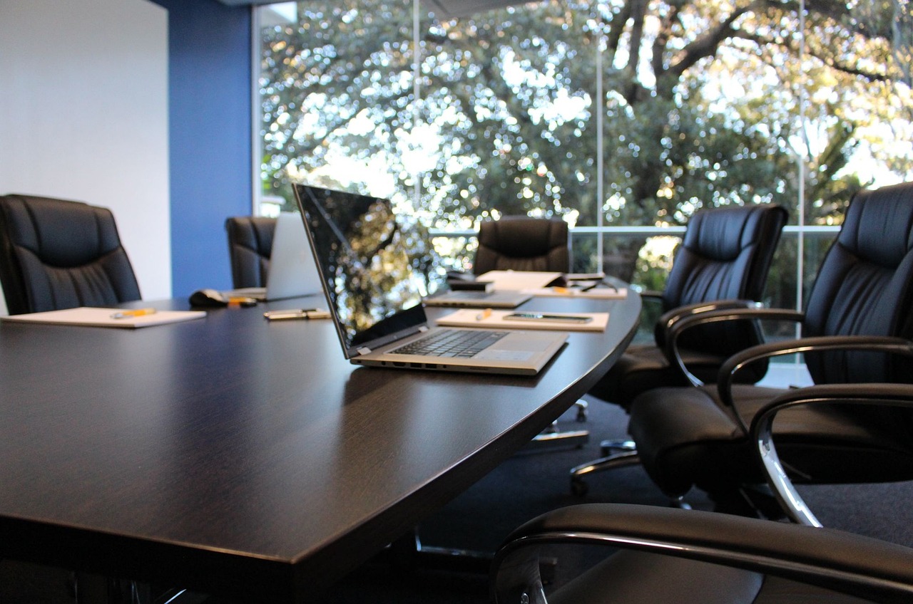 The Ultimate Guide to Hiring a Part Time CEO for Your Business
